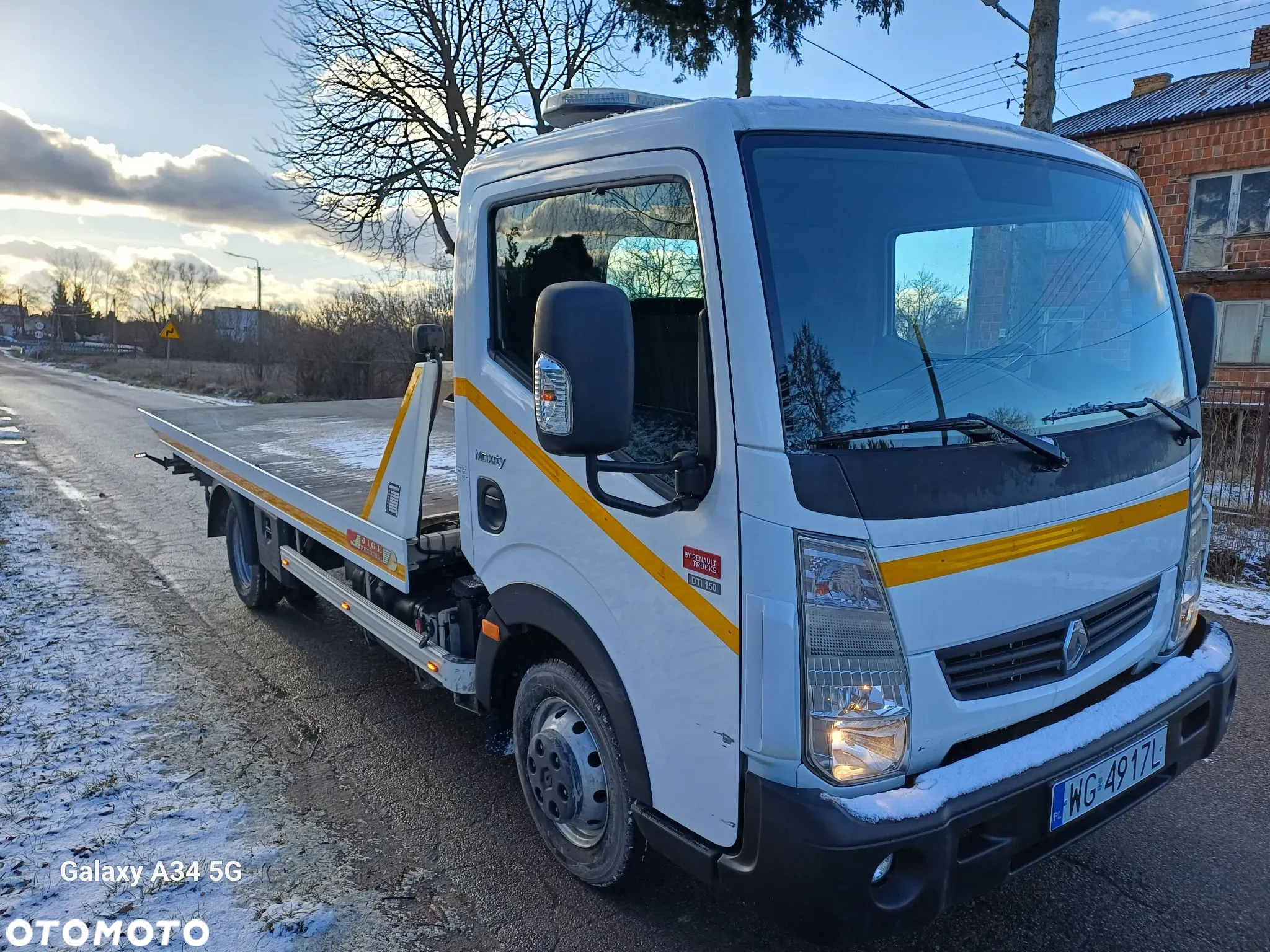 Renault Maxity - 5
