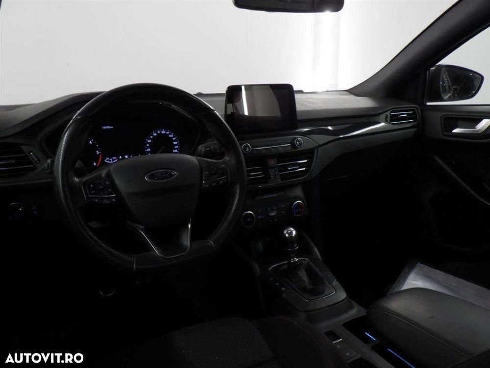 Ford Focus 1.5 EcoBlue Start-Stopp-System ST-LINE - 15