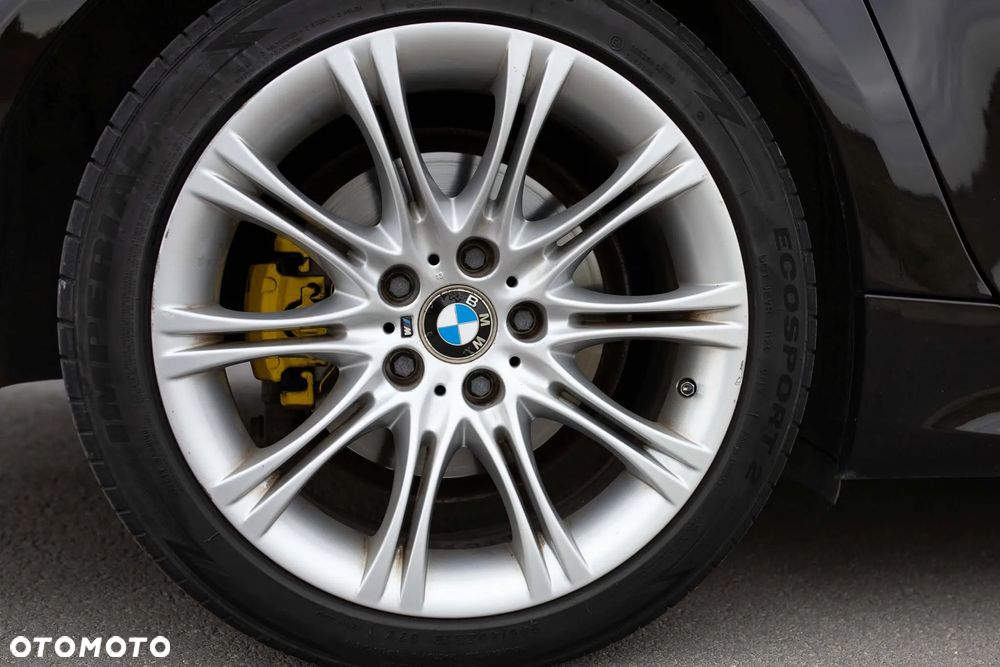BMW Seria 5 530d Touring - 13