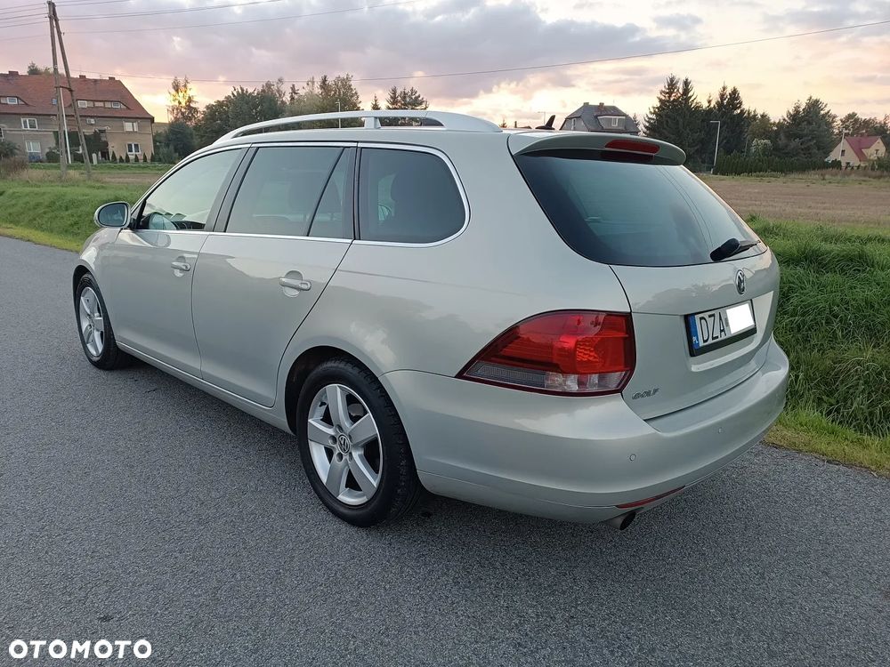 Volkswagen Golf VI 1.6 TDI BlueMot Comfortline - 5