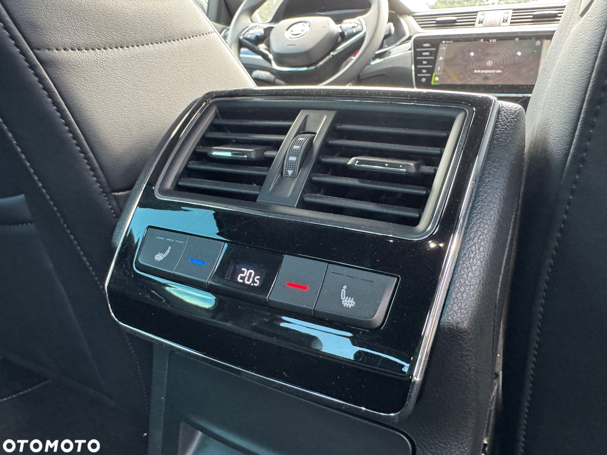 Skoda Superb 2.0 TSI 4x4 L&K DSG - 10