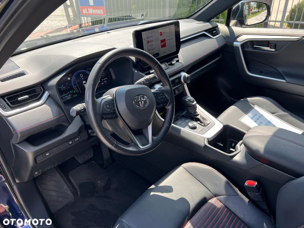 Toyota RAV4 - 28