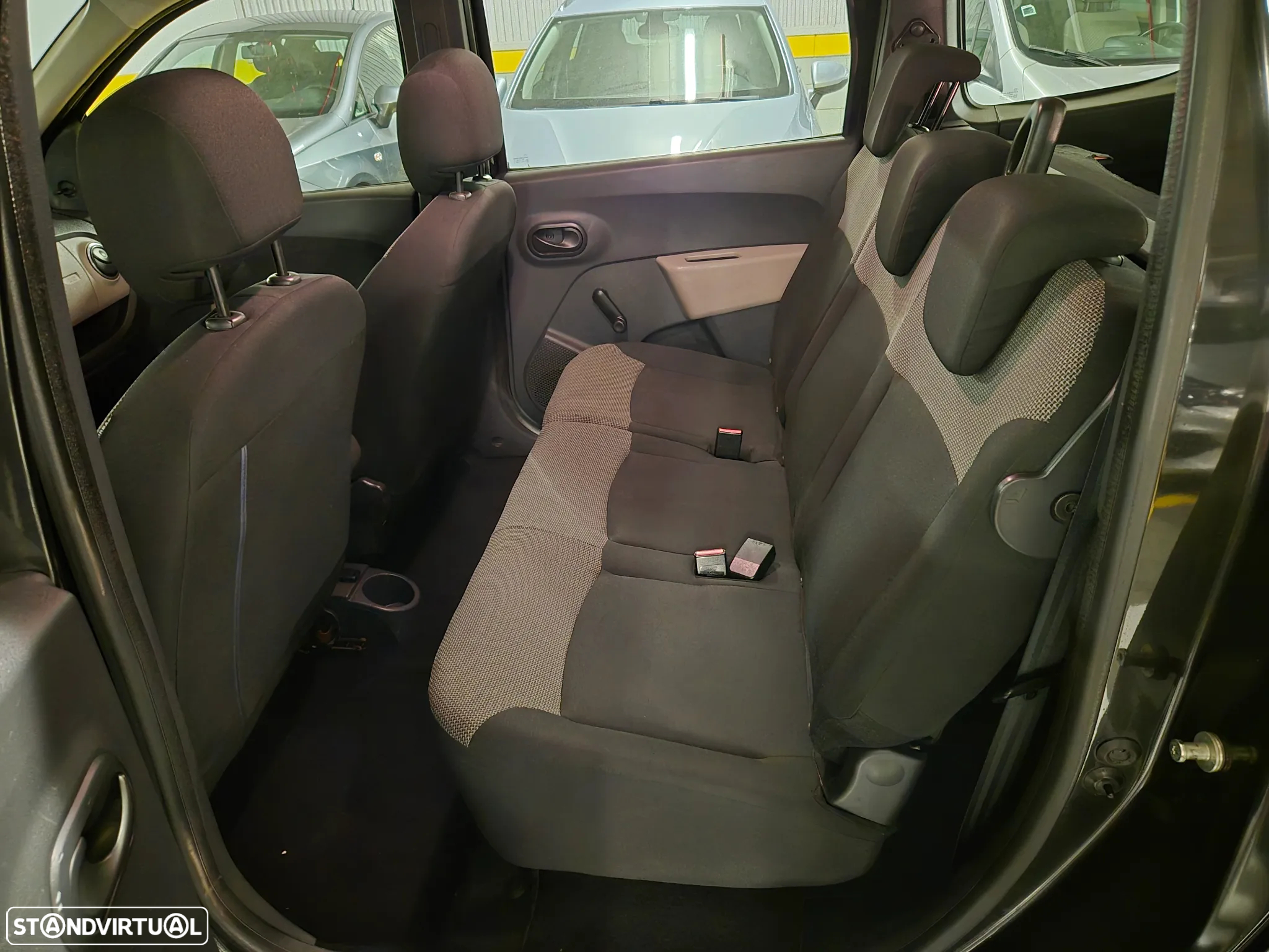 Dacia Lodgy 1.2 TCe Confort 7L - 12