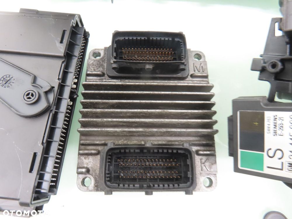 Spca*:・'°☆品 Obudowa ZX Spectrum 48 - kompletny zestaw - CZARNA > MUMIO