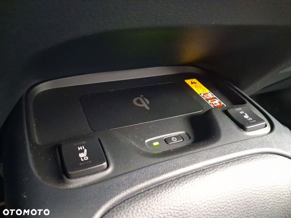 Toyota Corolla 1.8 Hybrid Comfort - 25