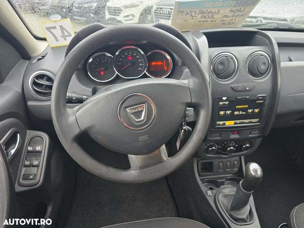 Dacia Duster 1.6 16V 105 4x2 Laureate - 10