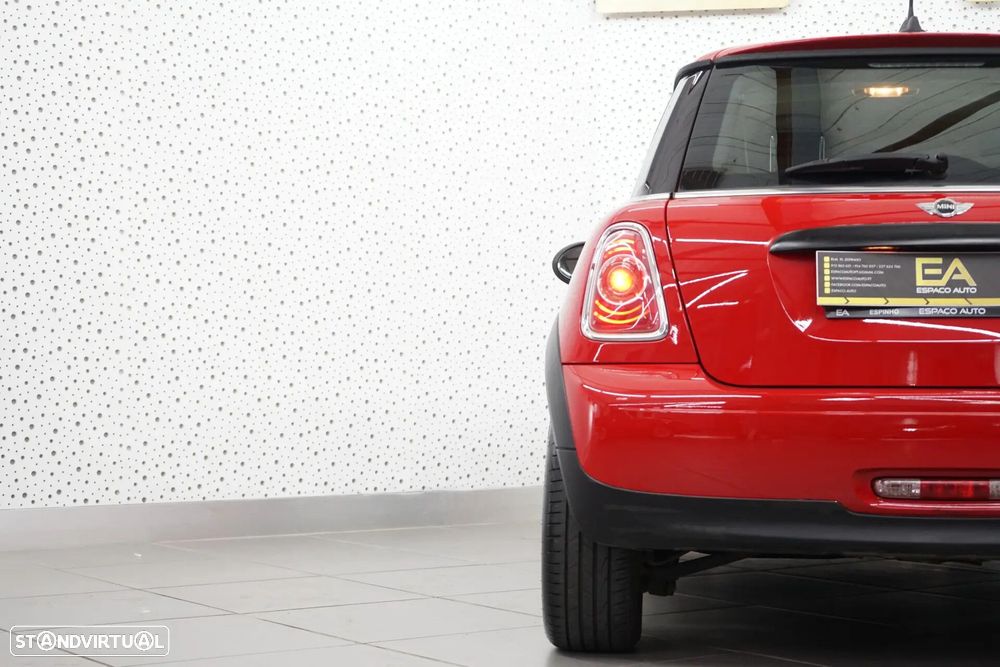 MINI 3 Portas One D - 7