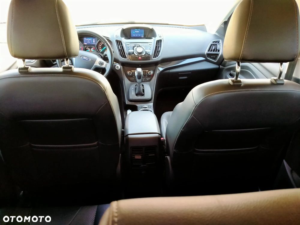 Ford Kuga - 16