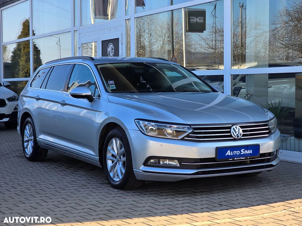 Volkswagen Passat - 2