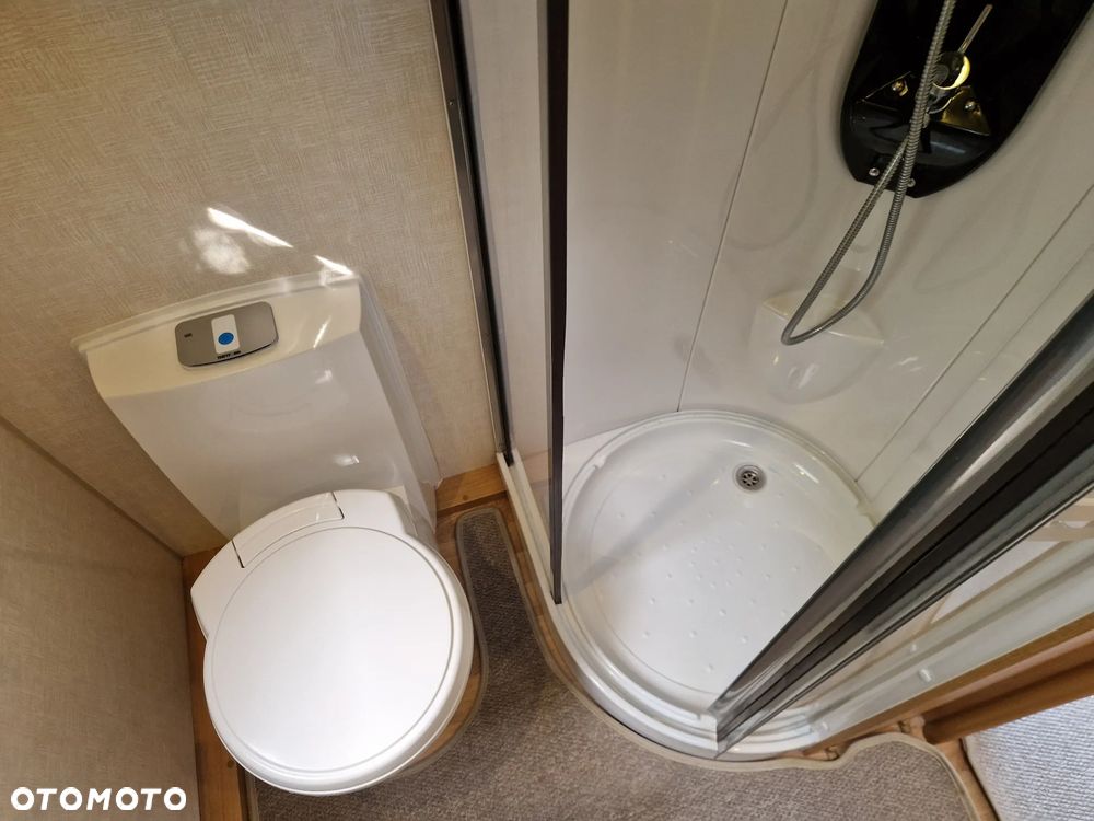 Coachman VIP - 17