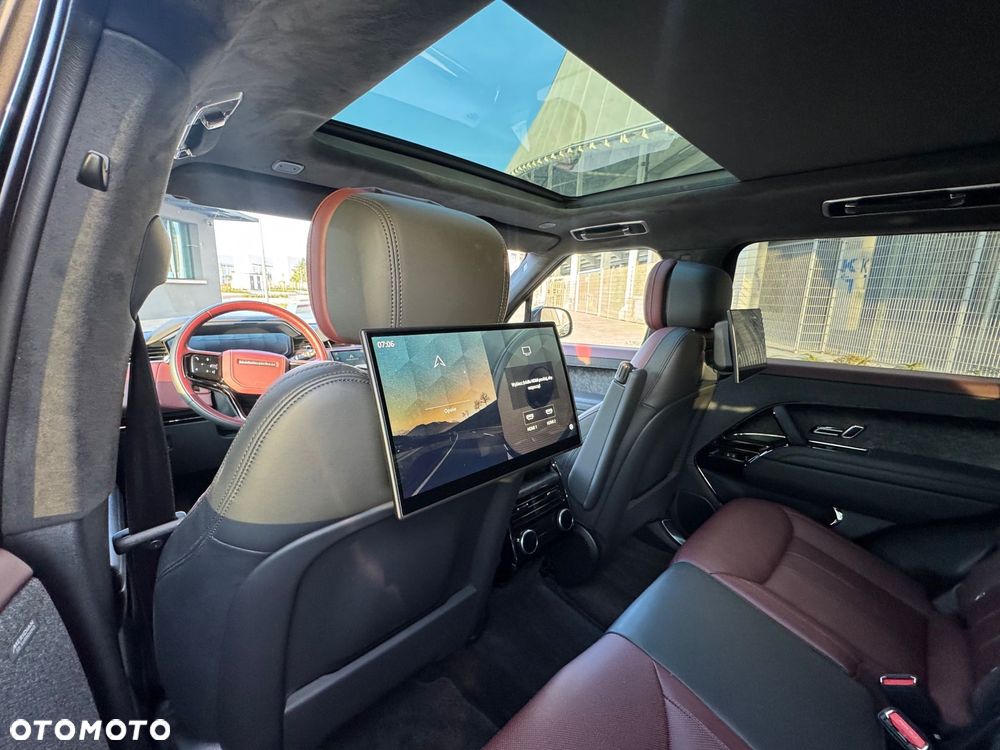 Land Rover Range Rover Sport D350 Autobiography - 8