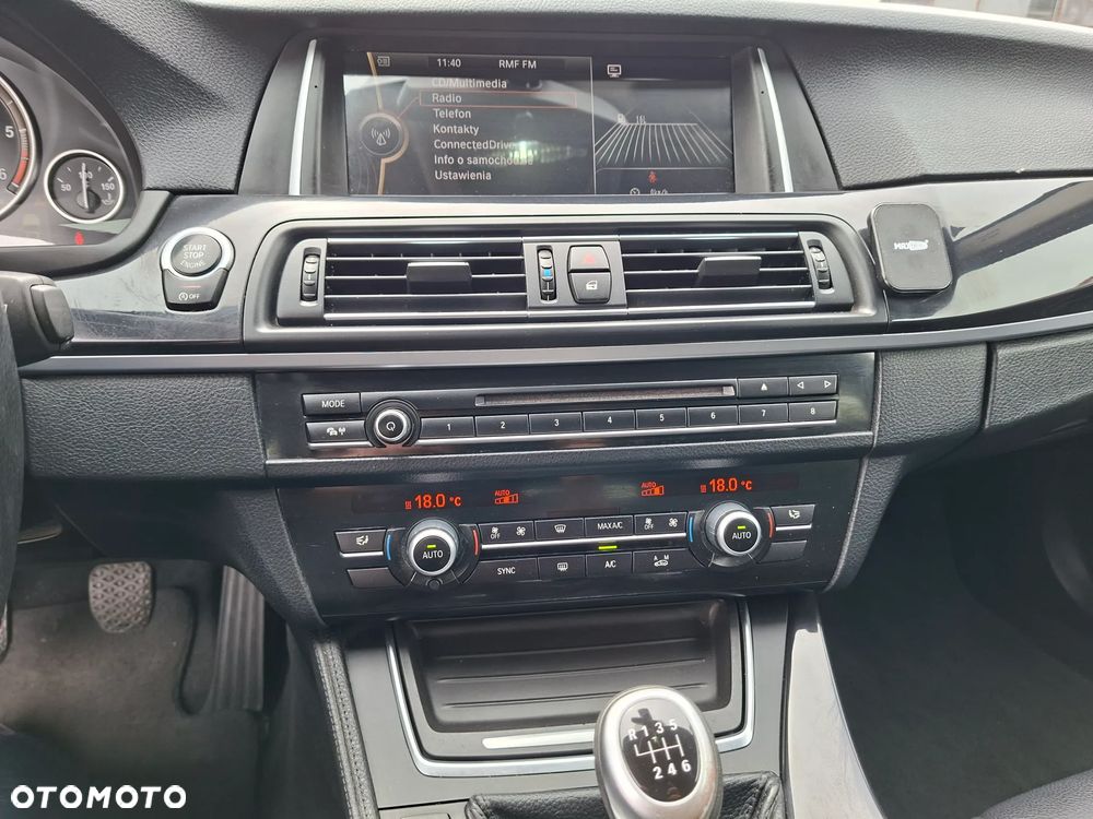 BMW Seria 5 520d Luxury Line - 10