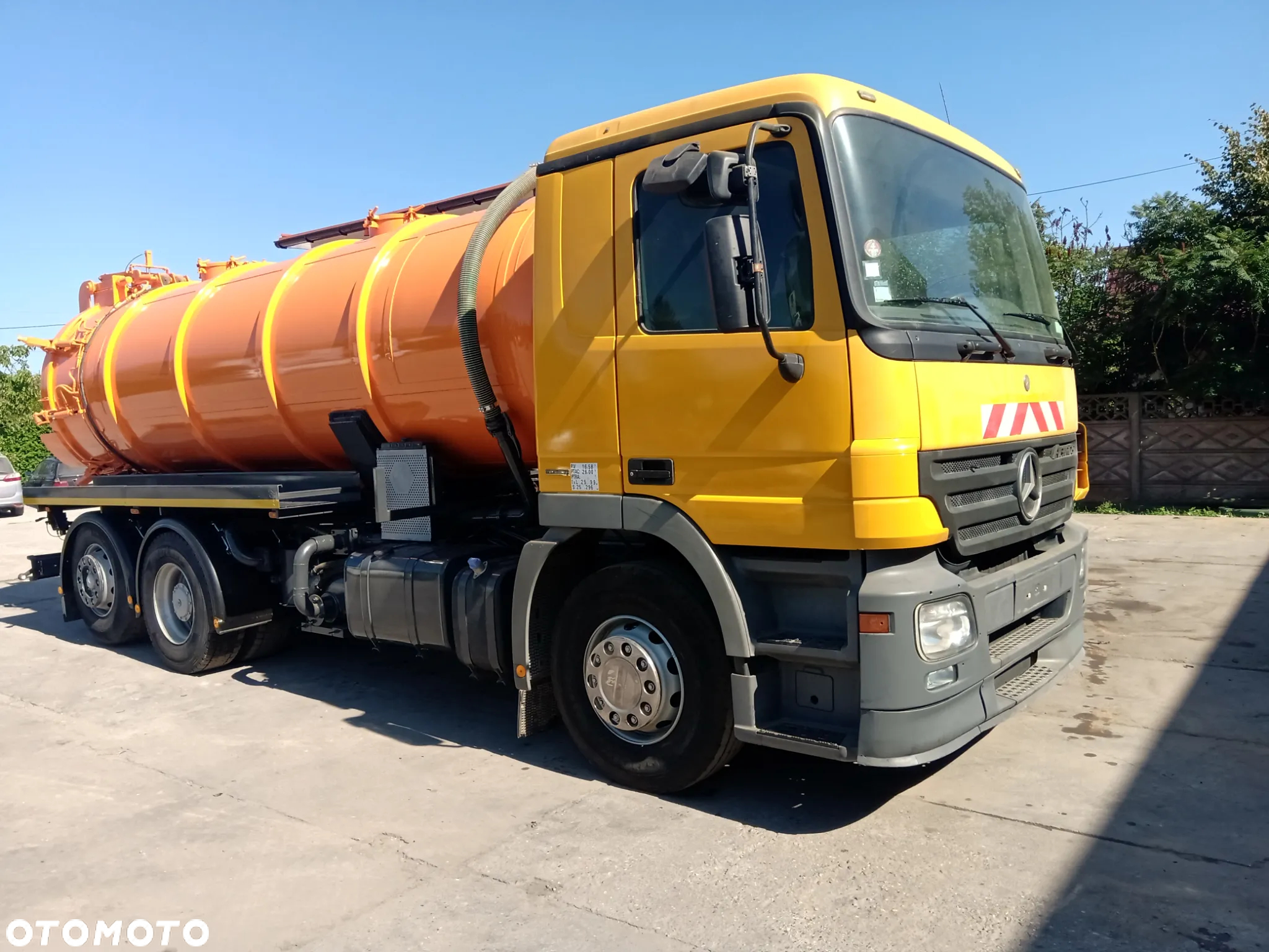 Mercedes-Benz Actros - 4