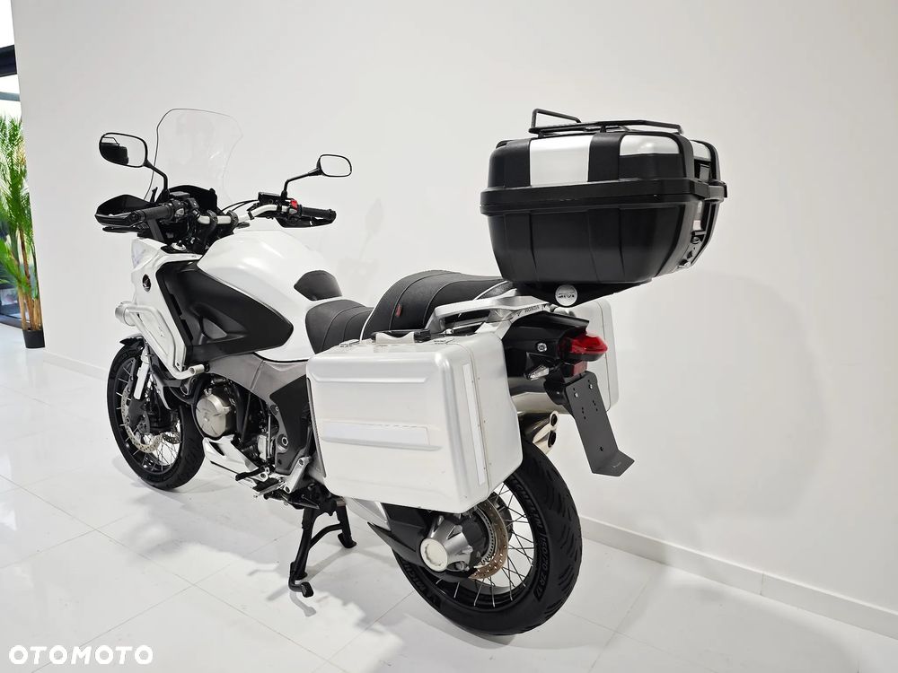 Honda VFR - 19