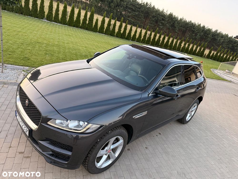 Jaguar F-Pace 20d Prestige - 2