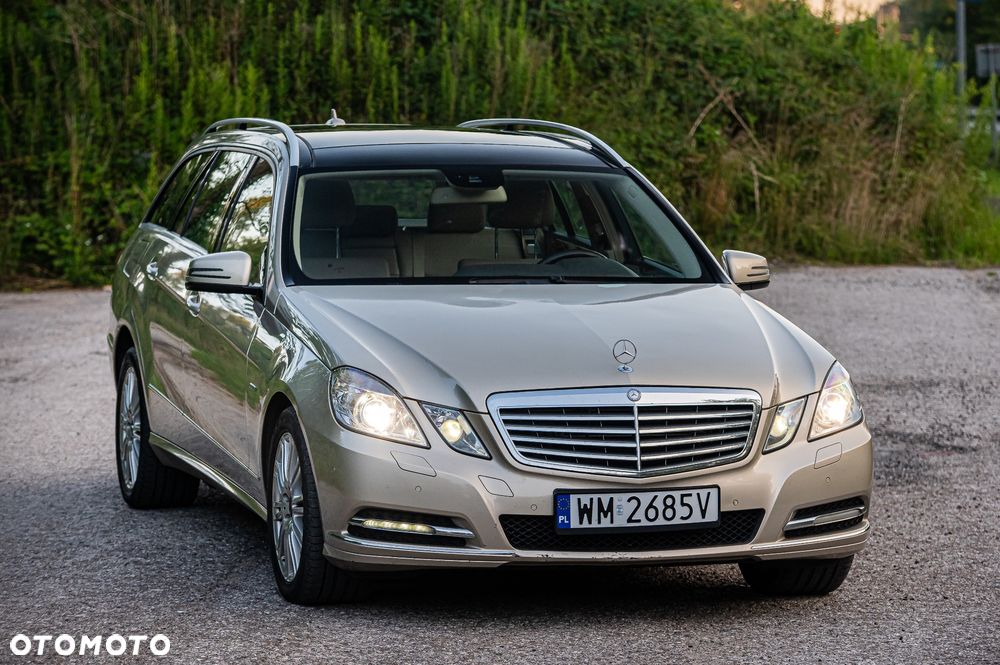 Mercedes-Benz Klasa E 350 CDI BlueEff - 11