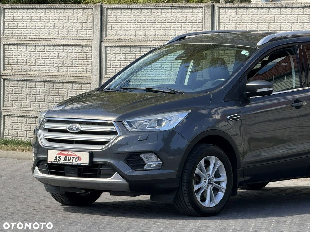 Ford Kuga - 25