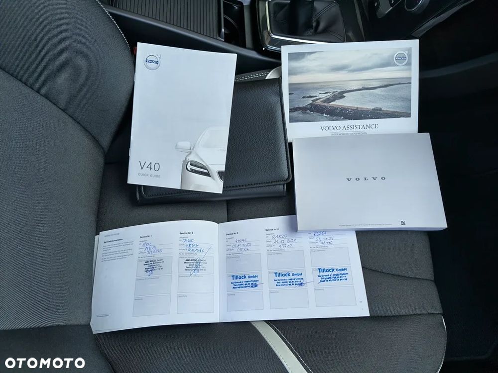Volvo V40 T2 Linje Svart - 34