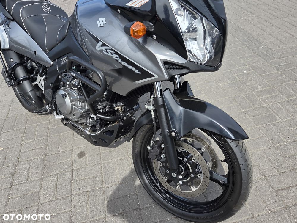 Suzuki V-STROM - 13