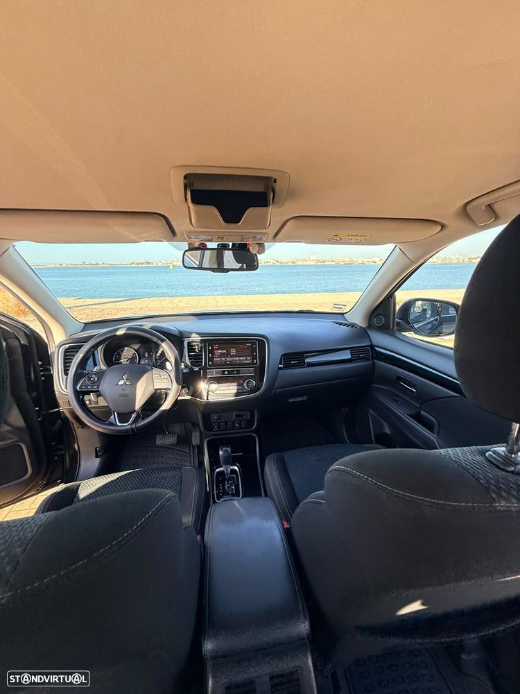 Mitsubishi Outlander 2020 photo 5