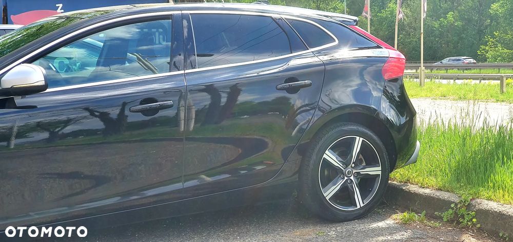 Volvo V40 D3 Geartronic RDesign - 6