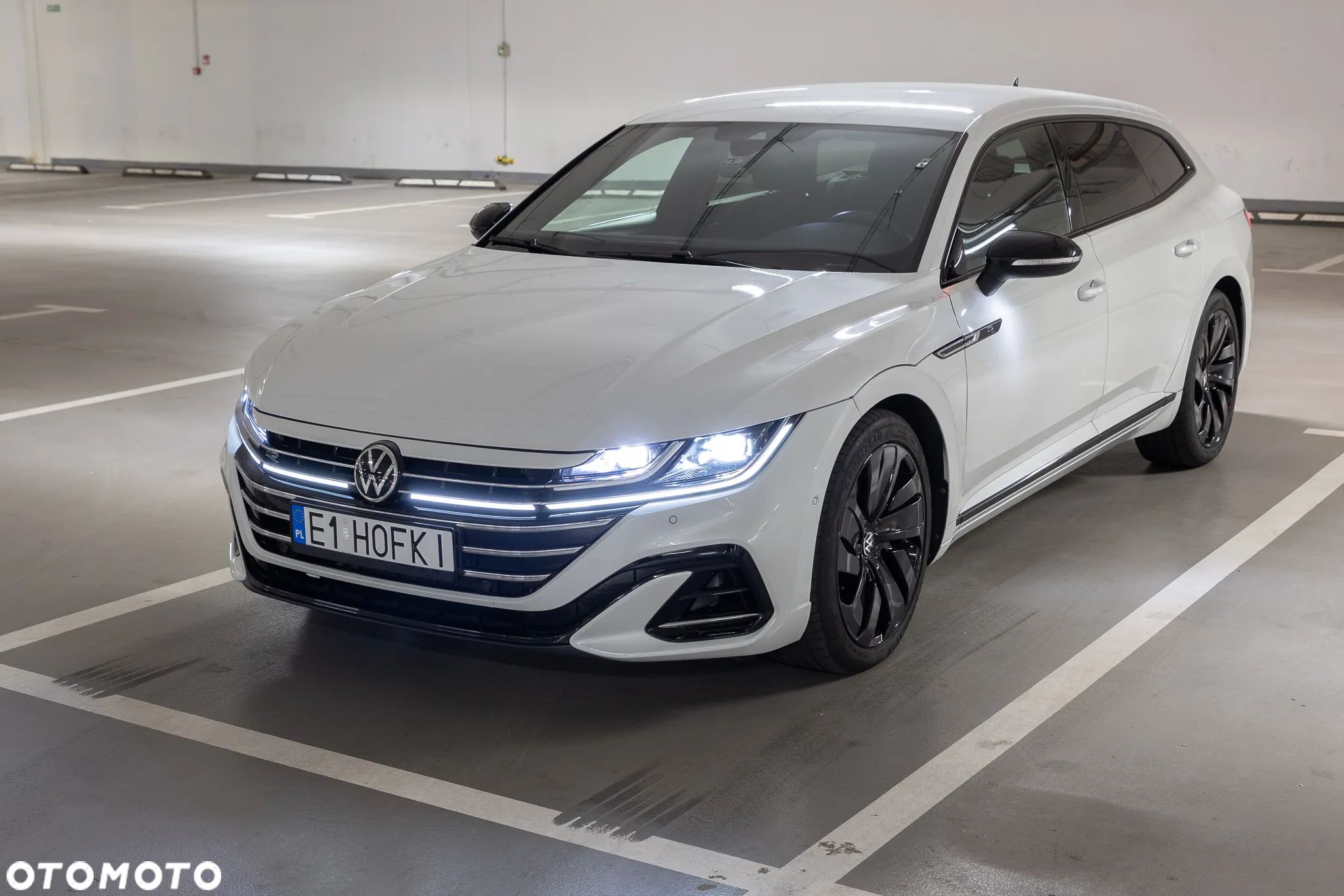 Volkswagen Arteon 2.0 TDI R-Line DSG - 1