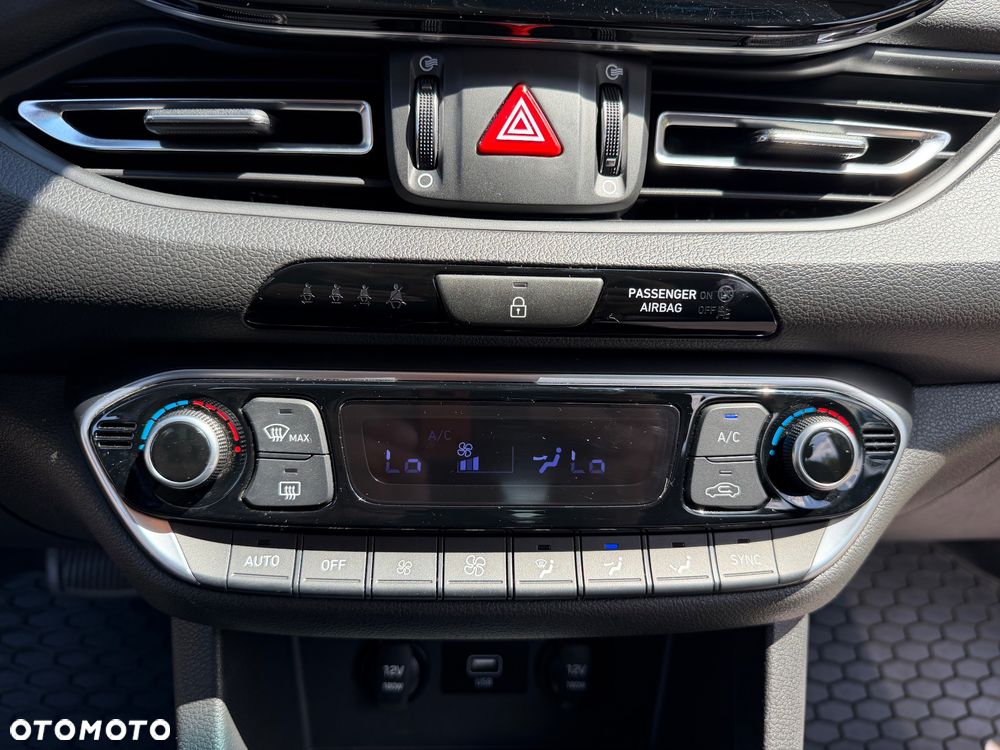 Hyundai i30 1.0 T-GDI Comfort DCT - 33