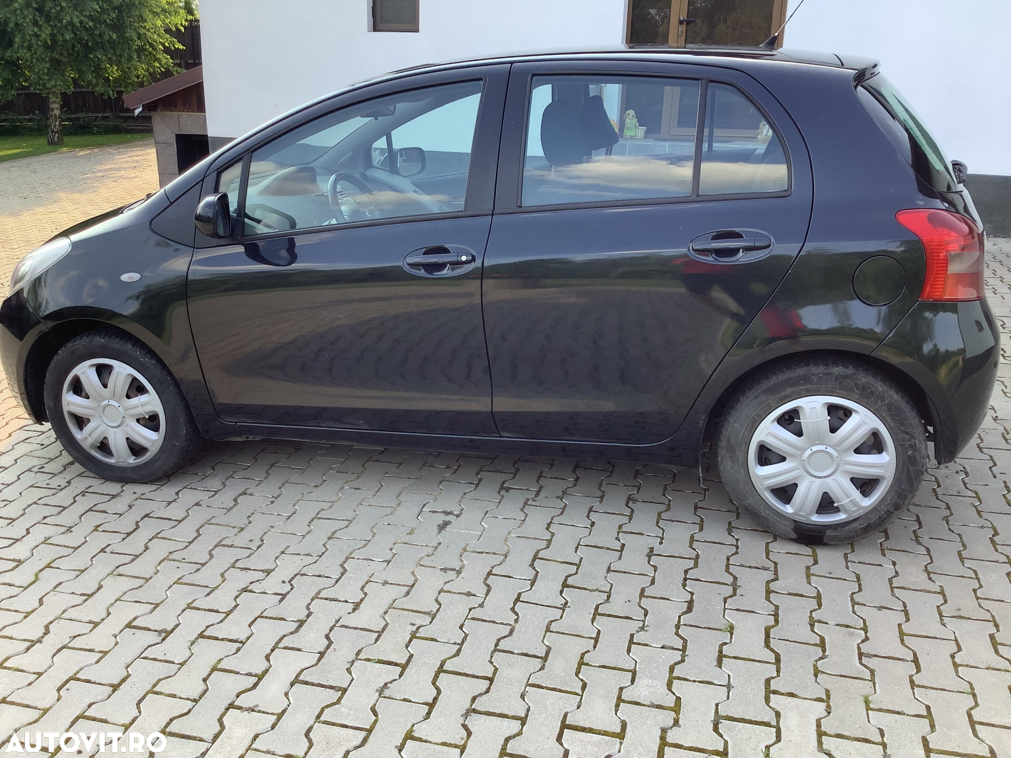Toyota Yaris - 8