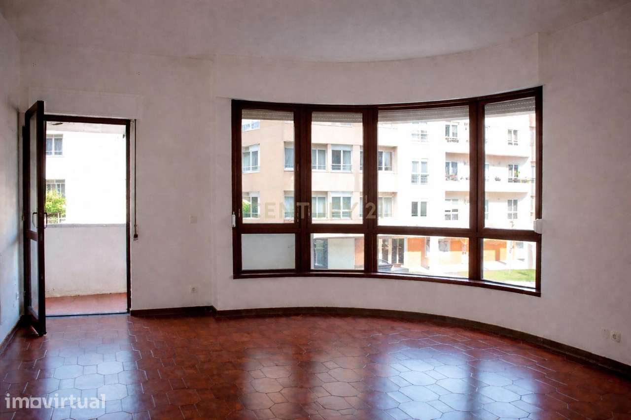 Apartamento T2 Sesimbra - Grande imagem: 2/17