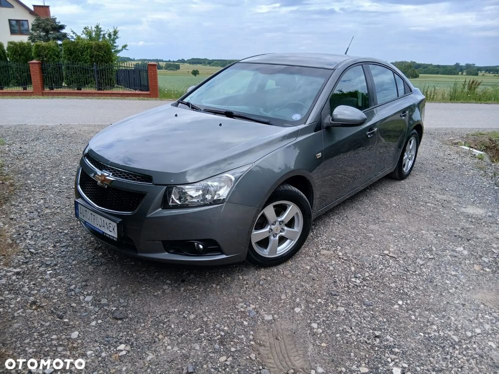 Chevrolet Cruze 1.8 LT+ - 3