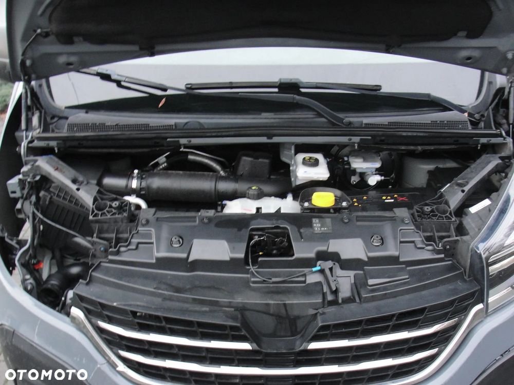 Renault Trafic - 11