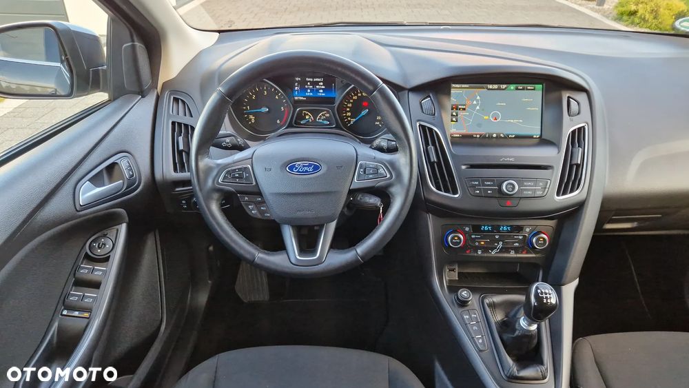 Ford Focus Turnier 1.5 EcoBlue Start-Stopp-System TITANIUM DESIGN - 16