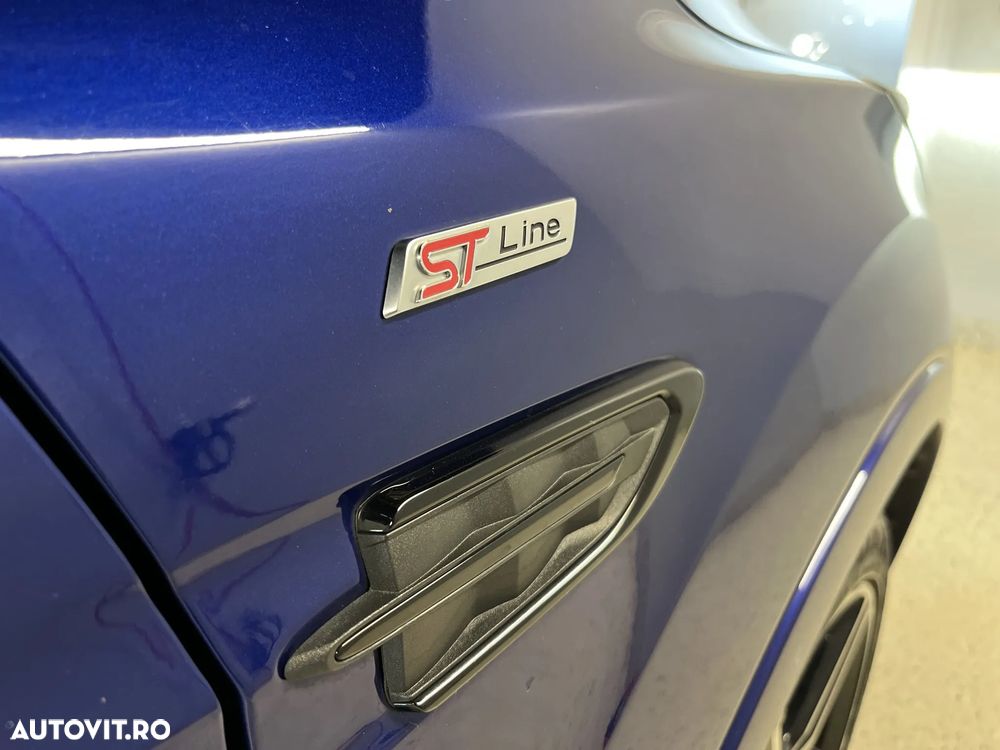 Ford Kuga 2.0 TDCi 4WD Powershift ST-Line - 29