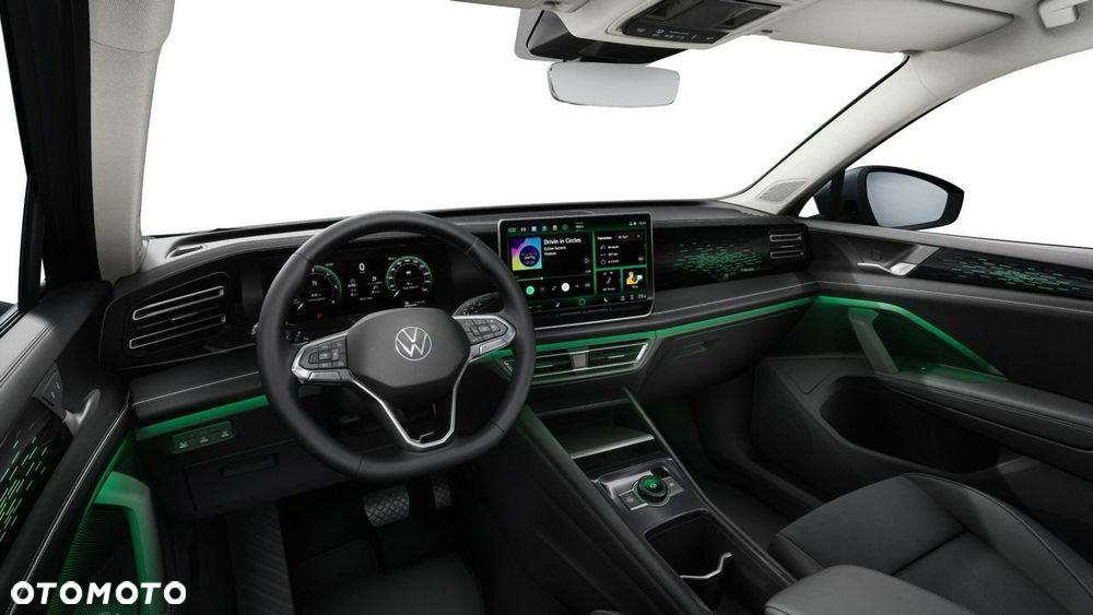 Volkswagen Tiguan - 10