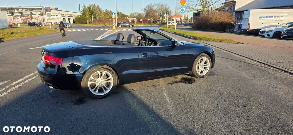 Audi A5 Cabrio - 12