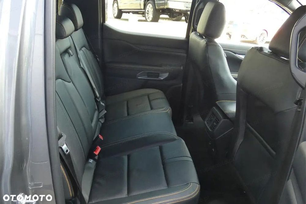 Ford Ranger - 12