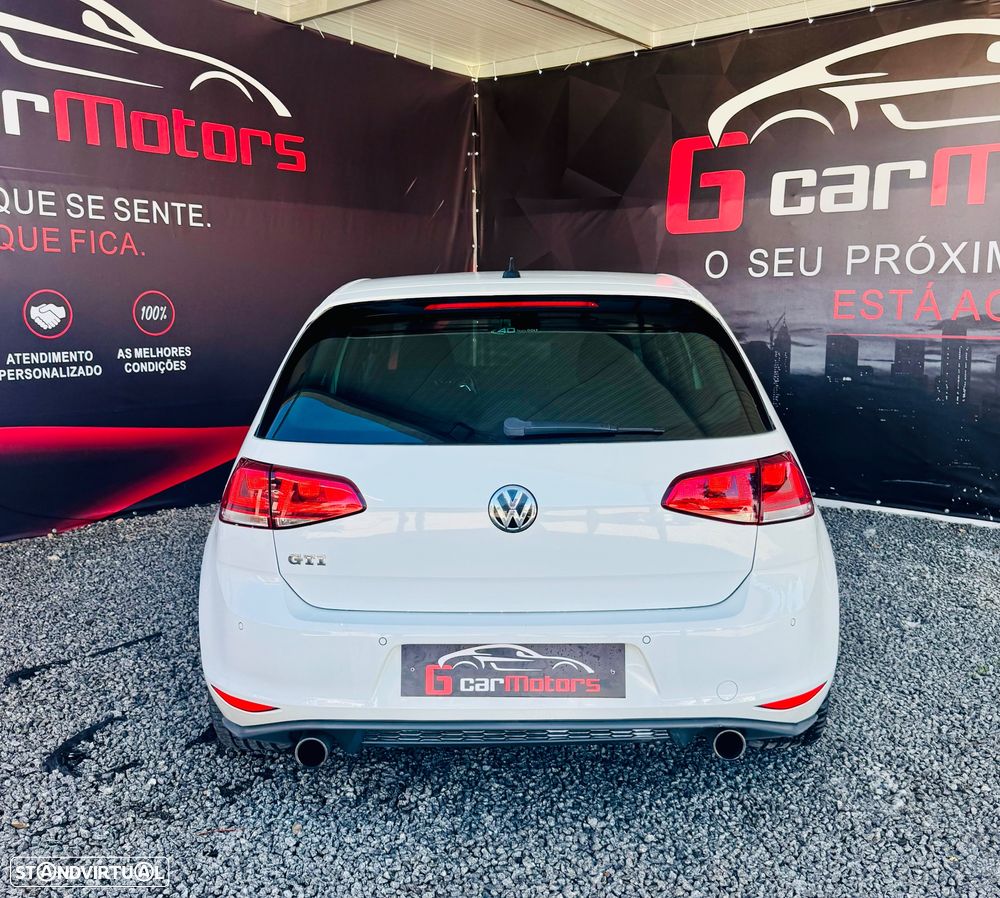 VW Golf 2.0 TSi GTi DSG - 9