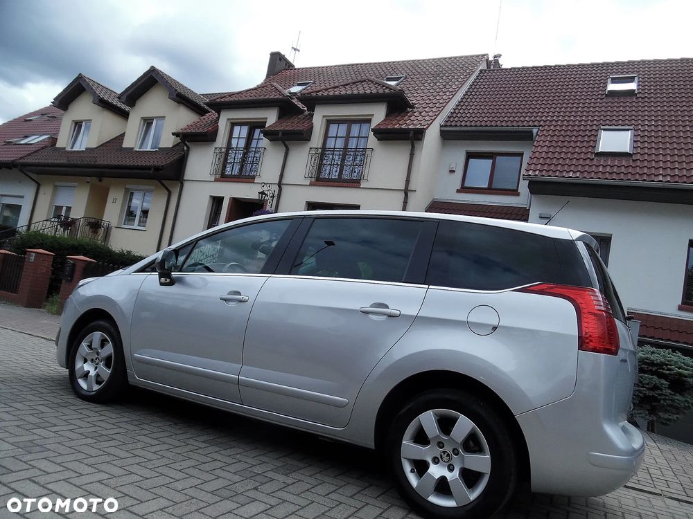 Peugeot 5008 2.0 HDi Family 7os - 7