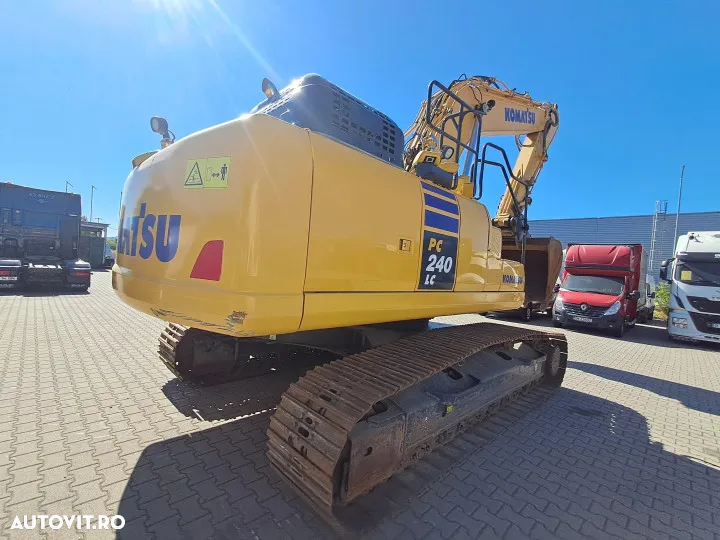 Komatsu pc240lc-11 - 4