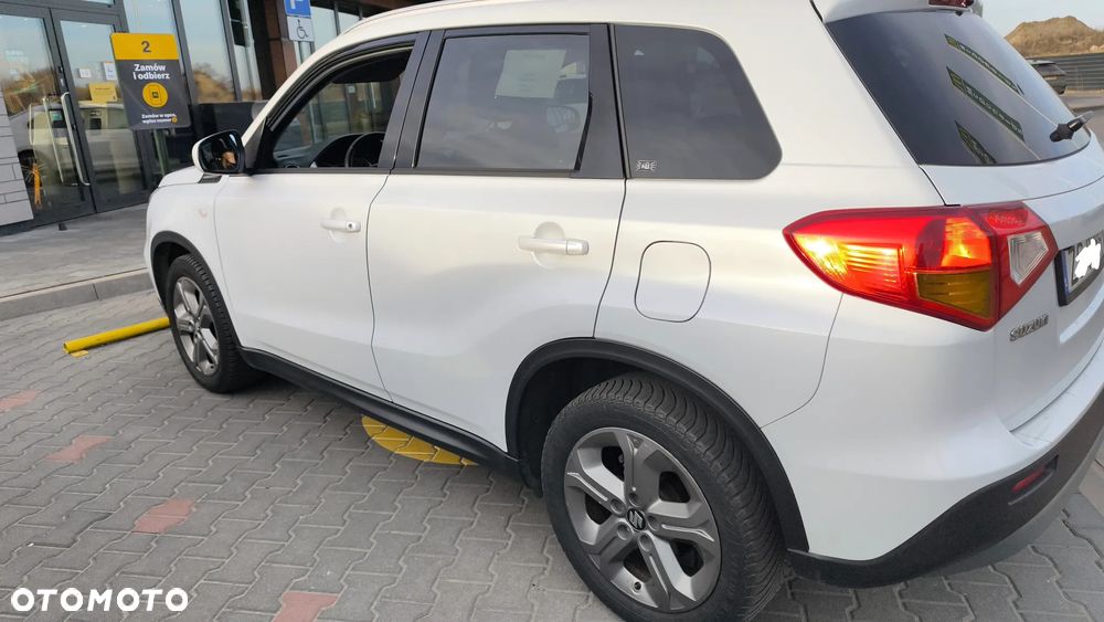 Suzuki Vitara 1.6 Comfort 4WD - 23
