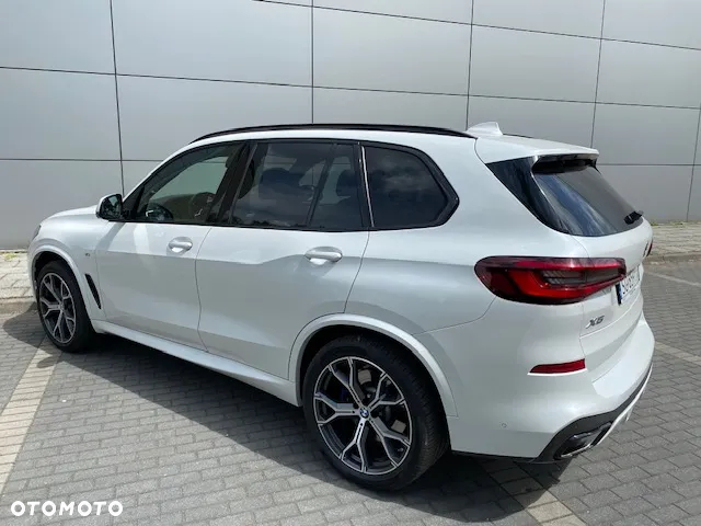 BMW X5 xDrive30d - 16