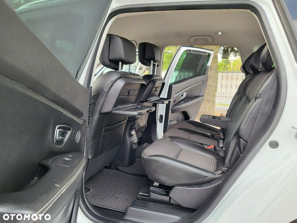 Renault Grand Scenic - 14