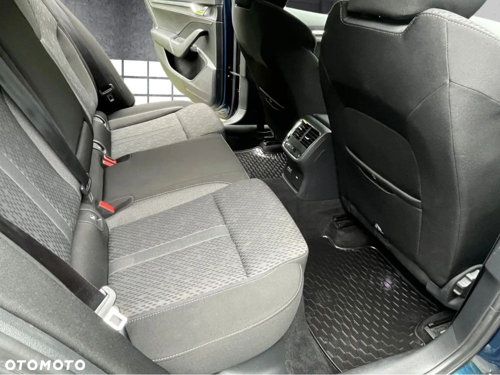 Skoda Octavia 1.5 TSI ACT Style DSG - 35