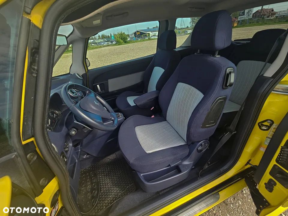 Peugeot 1007 1.4 Trendy 2-Tronic - 18