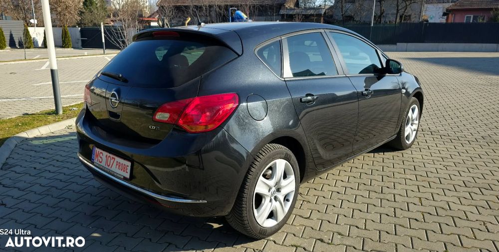 Opel Astra 1.7 CDTI DPF ENERGY - 4