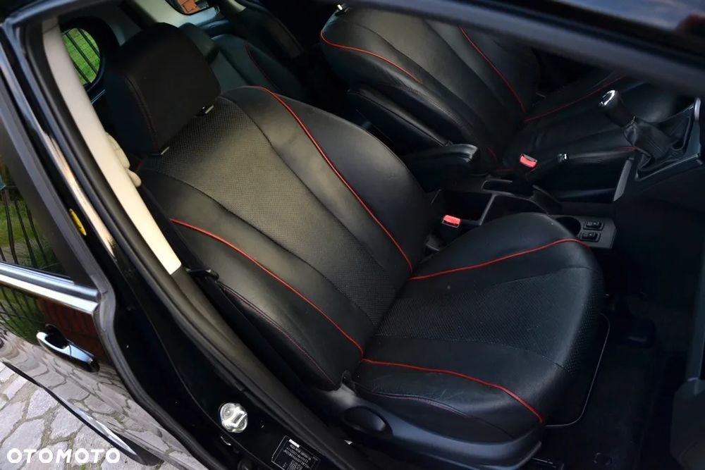 Mazda 5 2.0 Exclusive + - 22