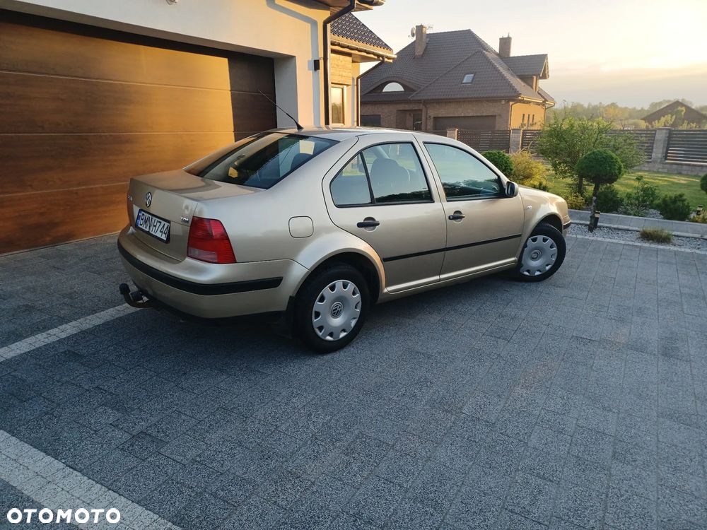 Volkswagen Bora 1.9 TDI - 2