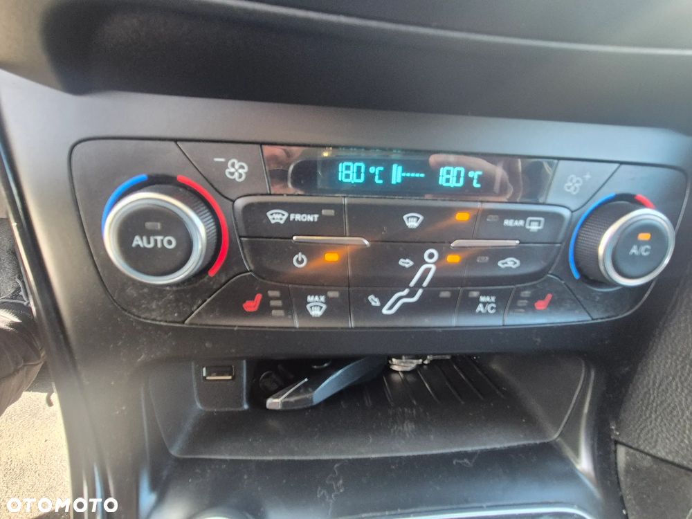 Ford Focus 1.0 EcoBoost Titanium - 20