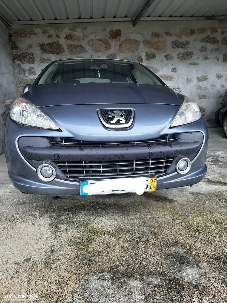 Peugeot 207 1.6 HDi Sport - 2