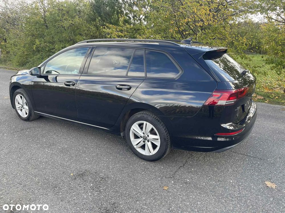 Volkswagen Golf Variant 2.0 TDI SCR Life - 9